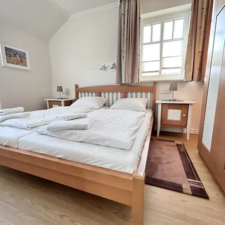 Apartman Duenenpark - Komfortplus Mit 2 Schlafzimmern Und Balkon Im Dachgeschoss 269 Binz